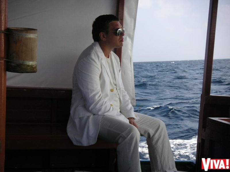 Тина Кароль показала архивные фото со свадьбы на Мальдивах