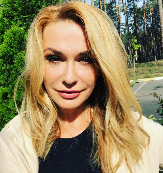 &quot;Неотразима&quot;: 52-летняя Ольга Сумская восхитила красотой (фото)