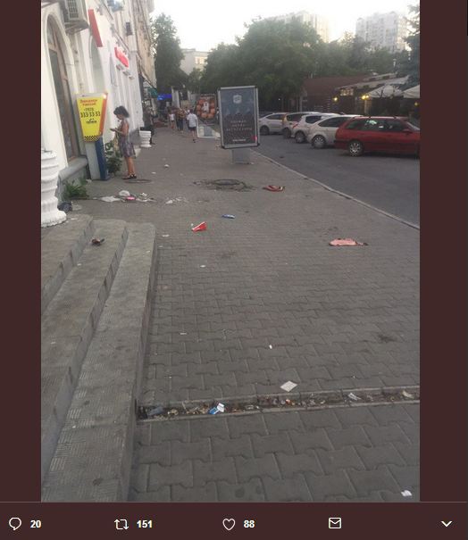 Сеть ужаснули заваленные мусором улицы в оккупированном Крыму