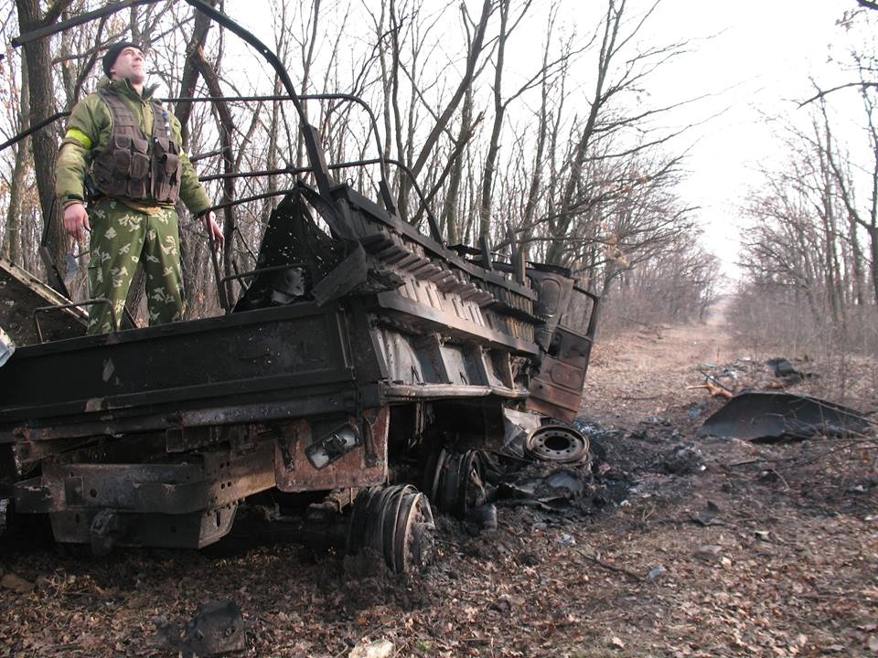 "Всем, кто помнит эти дни": украинские военные вспоминают, как отбивали "промзону" в Авдеевке
