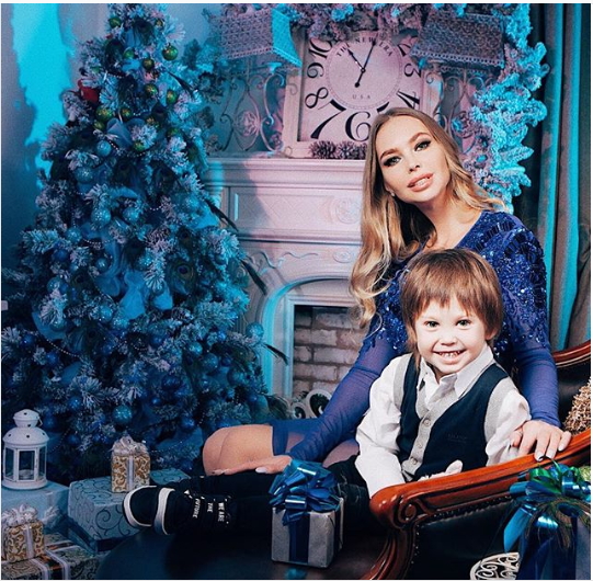 Превратили сына в дочь: фотографии ребенка Стаса Пьехи поразили пользователей сети