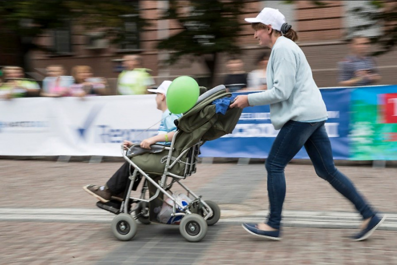 Пробіг під каштанами: Віталій Кличко відкрив 26-ту щорічну благодійну акцію