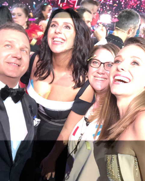 Джамала вийшла в світ в незвичному плаття (фото)