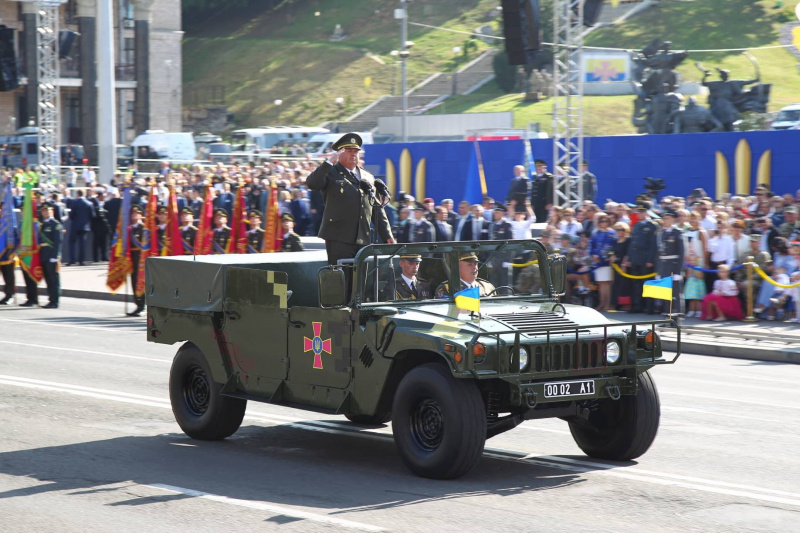 День Независимости 2018: в Киеве прошел военный парад (фоторепортаж)