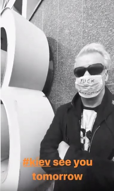 Солист Rammstein Тилль Линдеманн экстренно госпитализирован