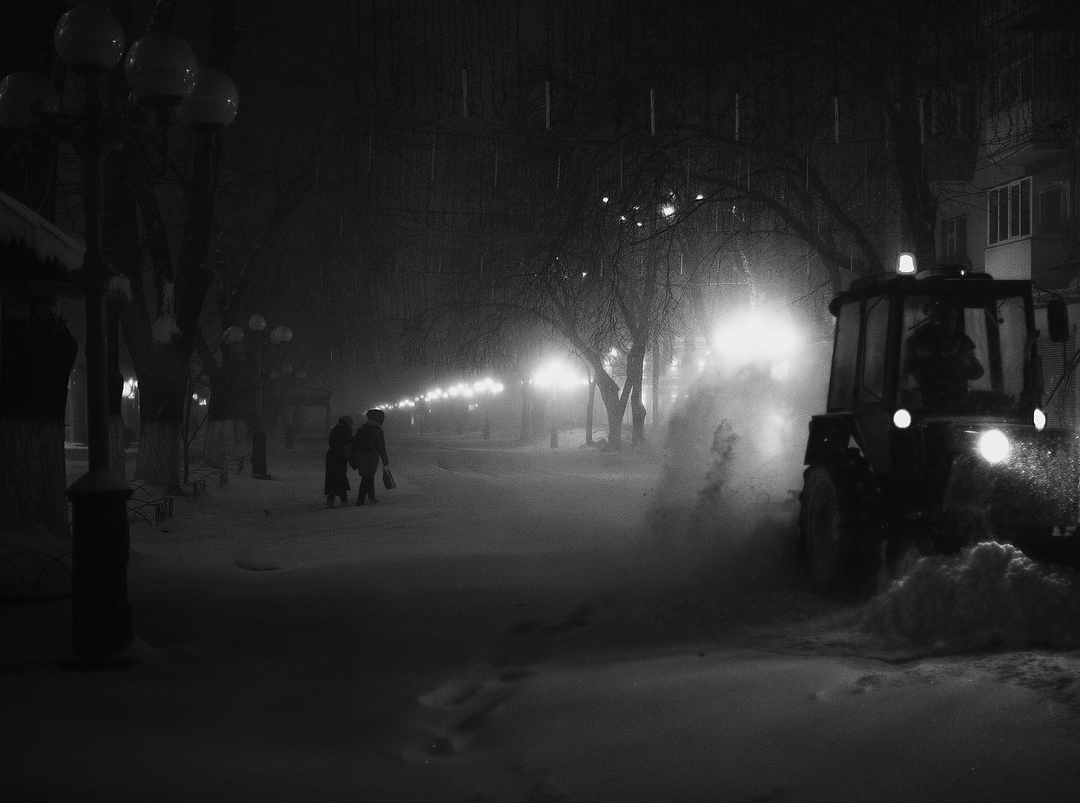 Снегопады в Украине: непогода накрыла города (фото, видео)