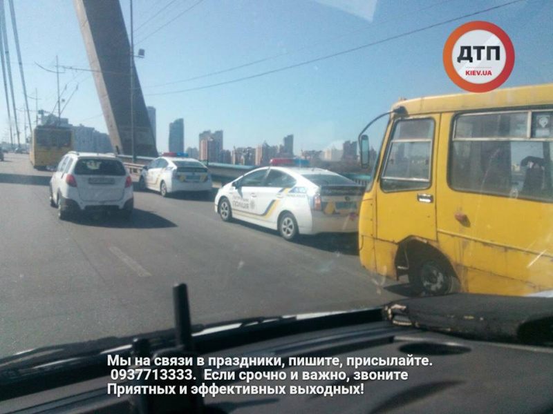 "Сняты, отшлепаны, спасены": в Киеве на мосту поймали подростков-экстремалов (фото)