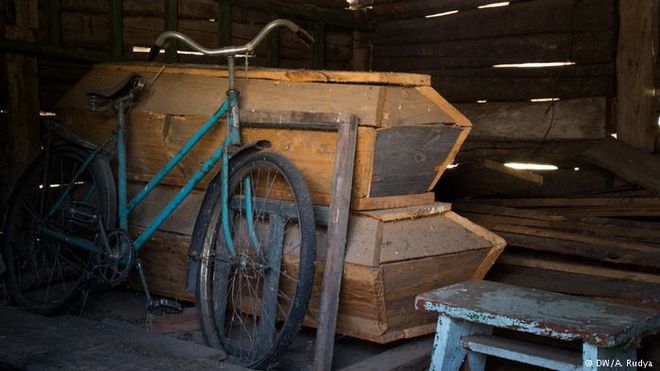 32 роки потому: як живуть люди у Зоні відчуження (ФОТО)