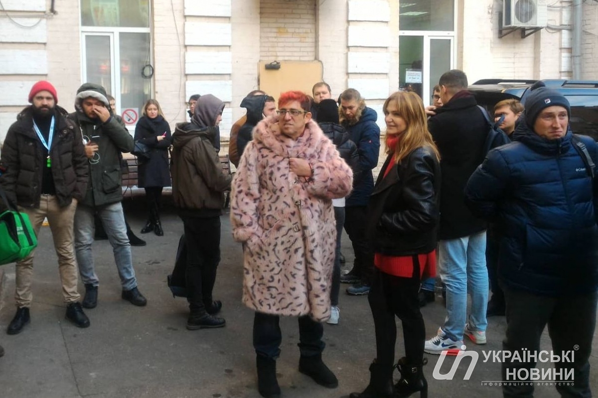 Зірки шоу-бізнесу підтримали в суді Барабошка і Петрова