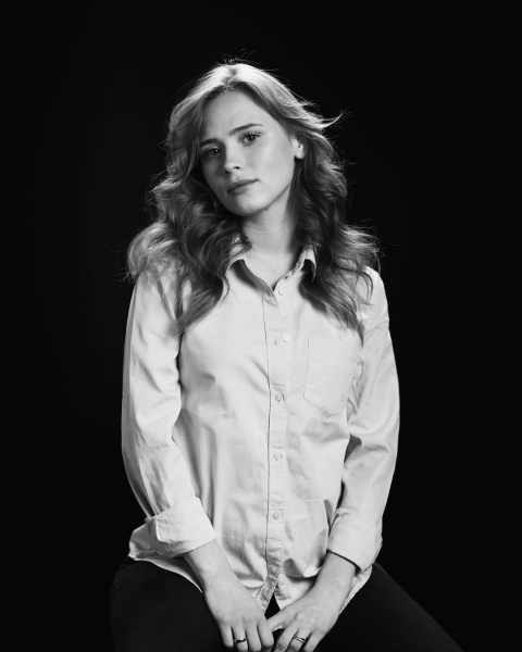 23-летняя звезда сериала &quot;Сваты&quot; объявила о беременности