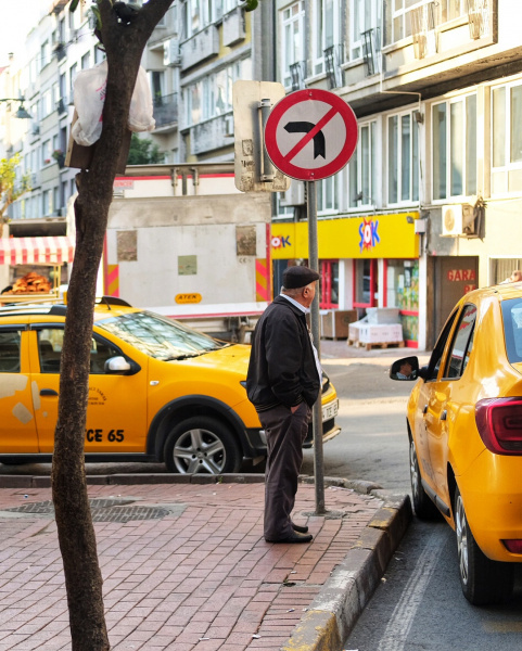 Евротуры и релакс по-турецки: где и как проводят "маевку" украинские звезды (фото)