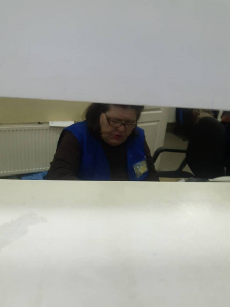 &quot;Кинула удостоверение в лицо&quot;: в Одессе кассир отказалась обслуживать АТОшника