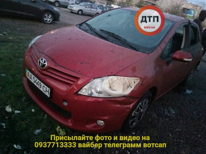 &quot;Утро начинается не с кофе&quot;: в Киеве сгорели сразу несколько авто (фото)