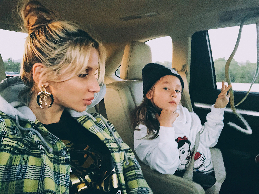 Светлана Лобода с дочкой