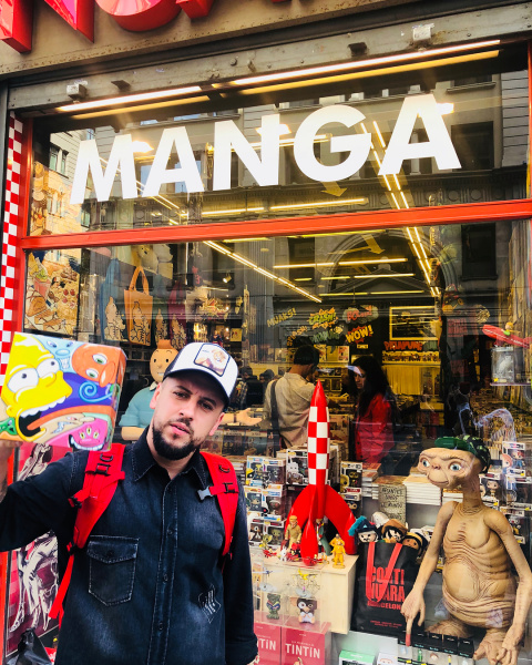 &quot;Это был такой волшебный момент&quot;: MONATIK впечатлился поездкой с детьми в Disneyland