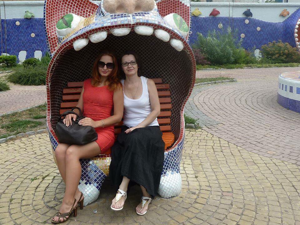 "Раніше було ніяково сказати, що я її люблю": в мережі поділилися історією матері АТОшниці-парамедика (фото)