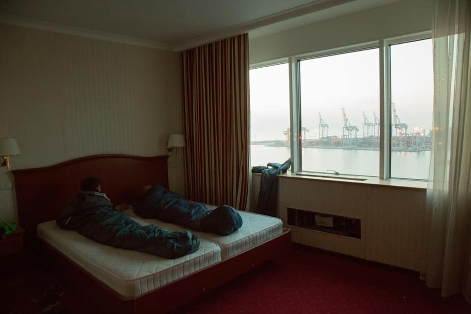 В сети показали потрясающие фото Одессы из окна заброшенного отеля