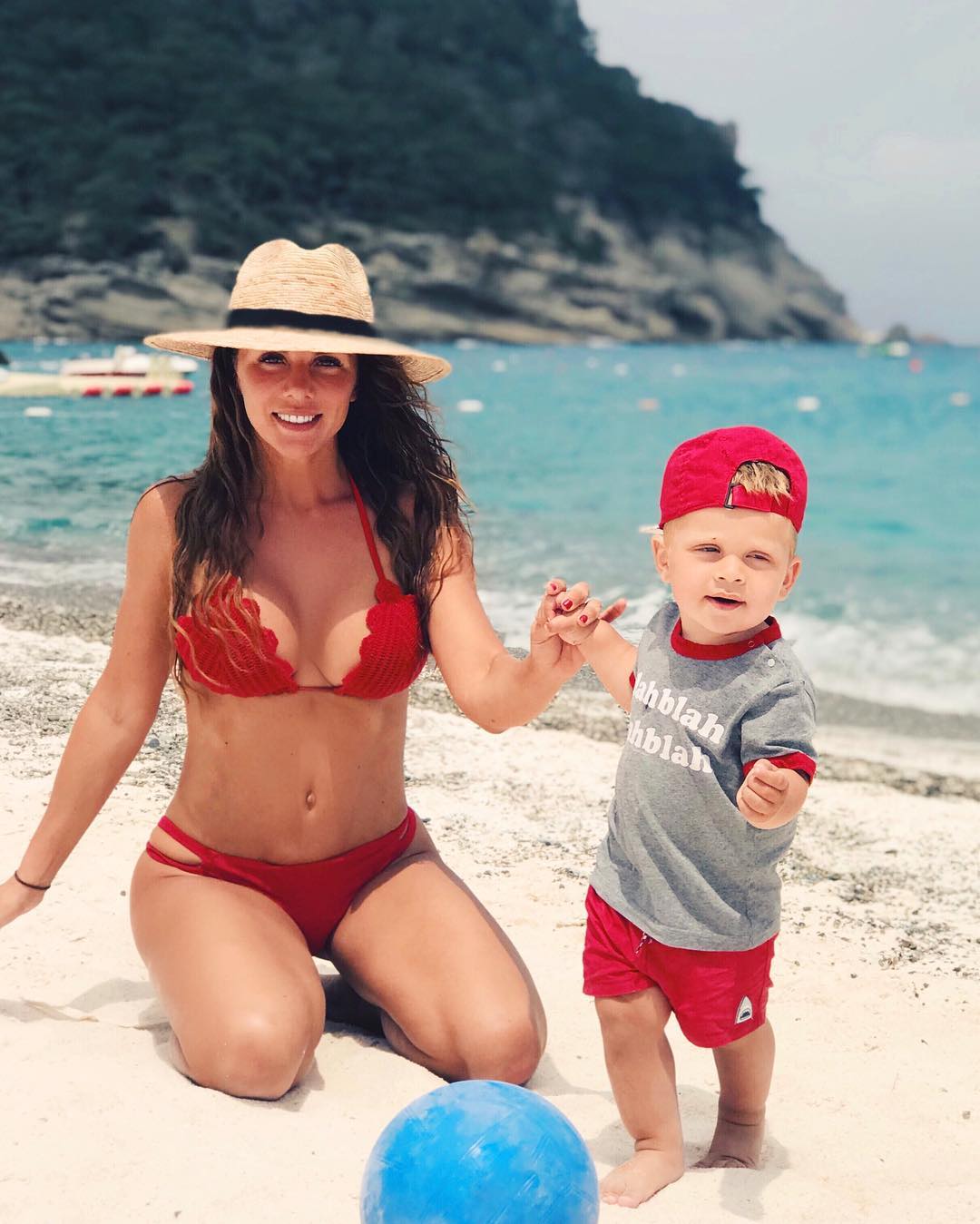 "Словно дышать одним легким": Седокова рассказала о тяжелом расставании с дочерью