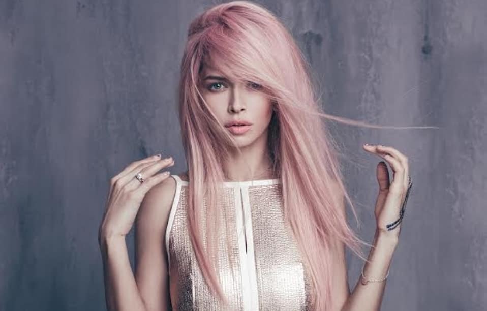 "Вже не 20 років": Віра Брежнєва шокувала новим кольором волосся (фото)