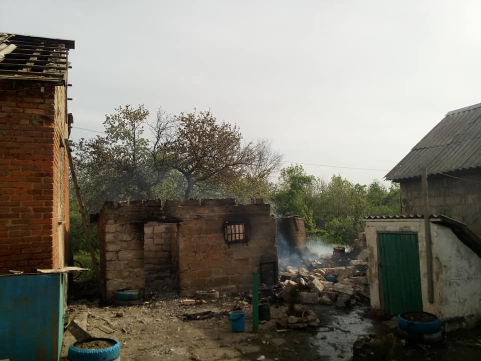 В сети показали, как боевики обстреляли Зайцево (фото)