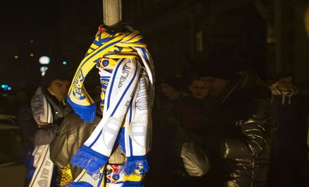 &quot;Памяти павших&quot;: футбольные ультрас вдохновили сборную Украины Маршем Единства