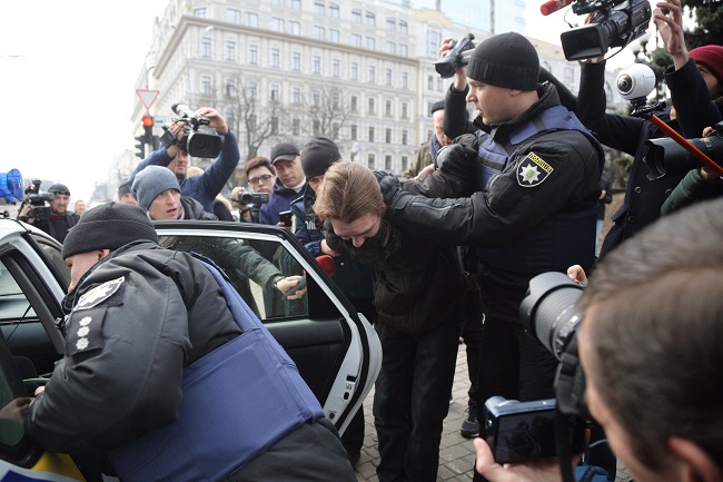 Нападение на Марш Феминисток