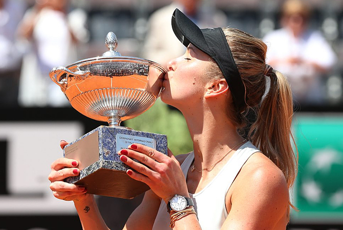 Патріотична Світоліна: перша ракетка України підкорює жителів Риму (фото)