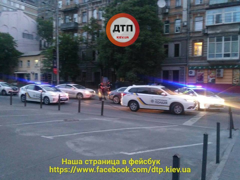 Пьяные покатушки: в Киеве задержали афроамериканца, убегавшего от полиции