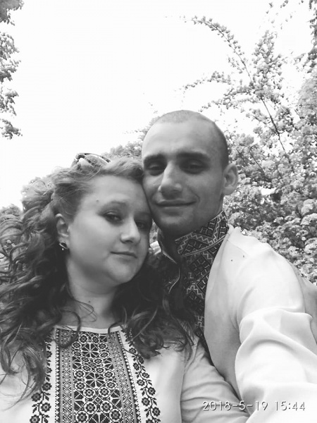 Любов до Батьківщини: молодий українець зворушив мережу несподіваним вчинком під час присяги (відео)