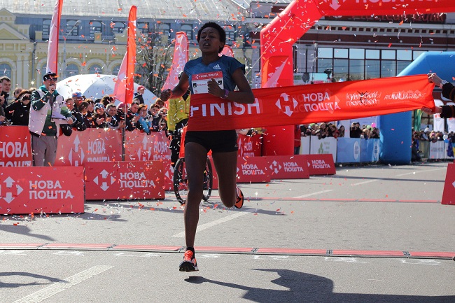 переможці напівмарафону \