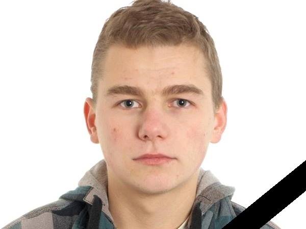 У Вінницькій області попрощалися з 23-річним бійцем, що загинув на Донбасі (фото)