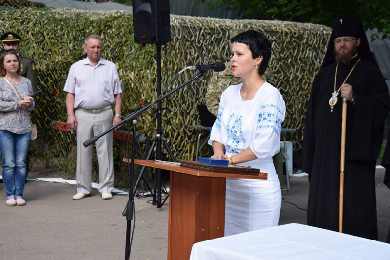 В Луганской области установили памятный знак погибшим военным медикам