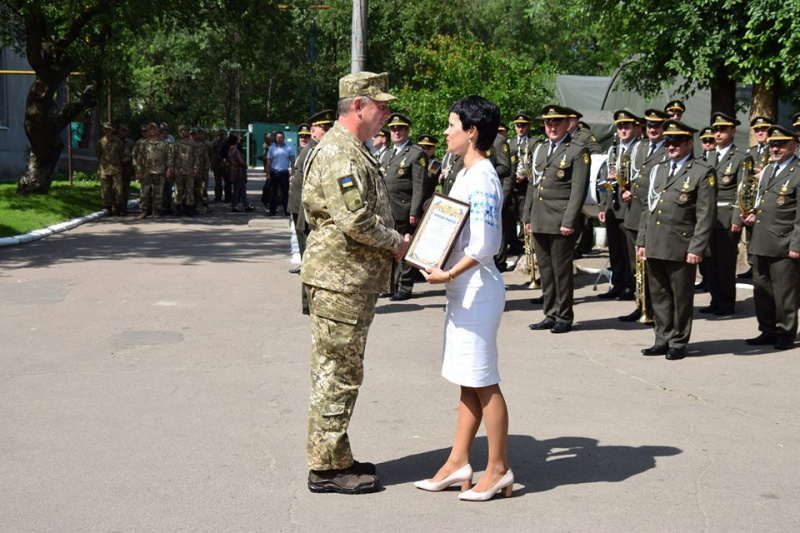 В Луганской области установили памятный знак погибшим военным медикам