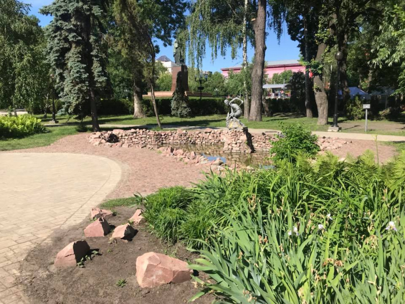 "Як завжди чисто і охайно": комунальники за ніч вичистили Київ після Ліги чемпіонів (фото)