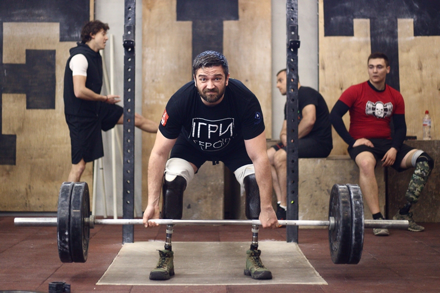 Як ветеран АТО позбувся обох ніг і почав життя заново