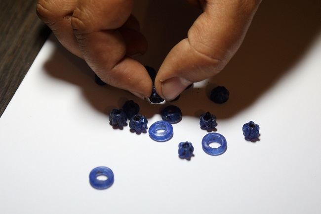 Вироби із скла могли привозиться з Римської імперії