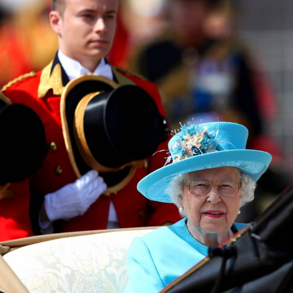 Букингемский дворец отпраздновал 92-й день рождения королевы Елизаветы II (фото)