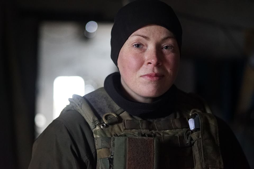 Пошла против своих: украинцы тронуты историей женщины-добровольца из Челябинска