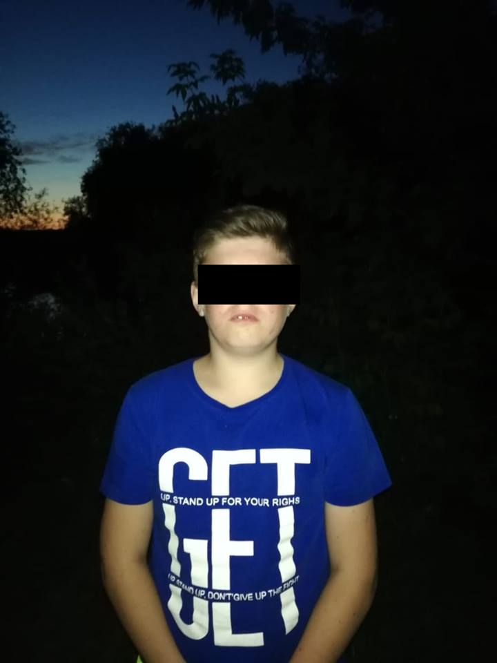 Під Києвом підлітки "розважалися", кидаючи каміння в автомобілі