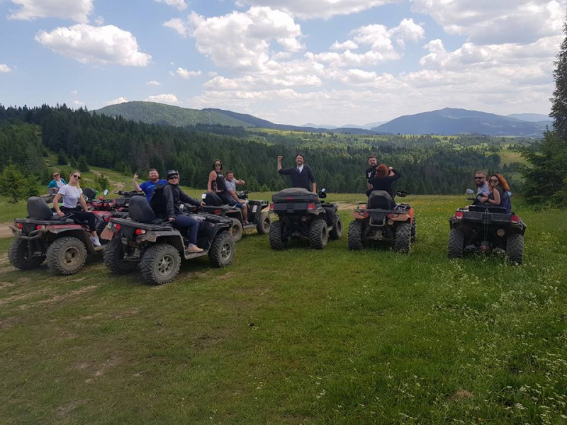 "Гірський Аполлон": Сергій Притула показав красу свого тіла