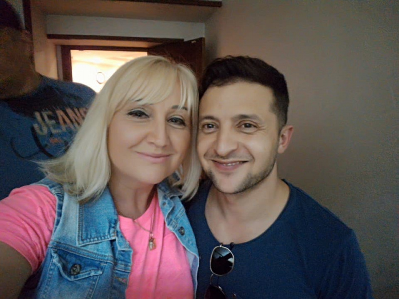 Відому українську артистку після інсульту перевели в столичну клініку