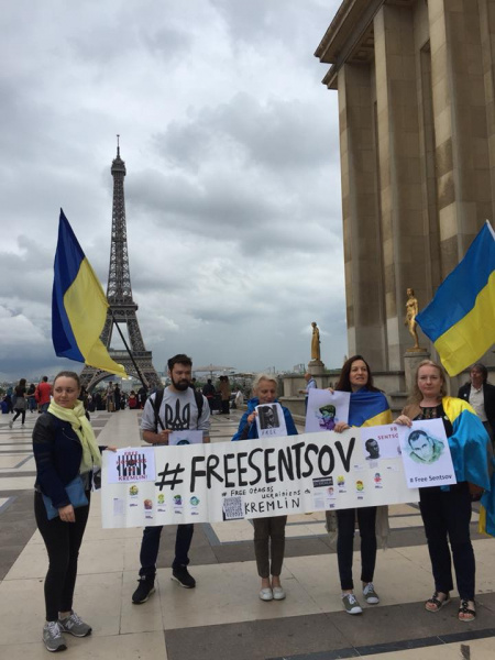 #SaveOlegSentsov: по всьому світу пройшли акції на підтримку Сенцова