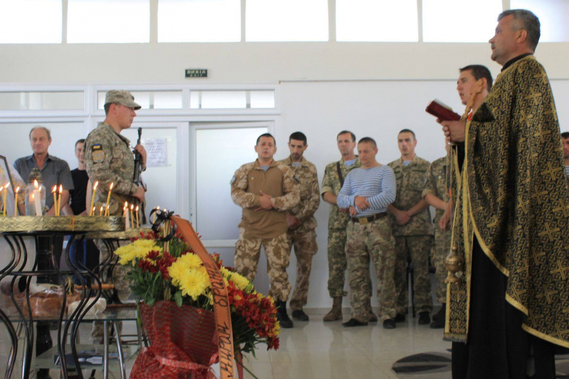 В Ивано-Франковске попрощались с украинским бойцом (фото, видео)