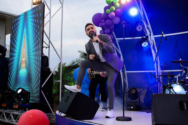 Козловський все ж зміг виступити в Одесі, незважаючи на погрози (фото, відео)