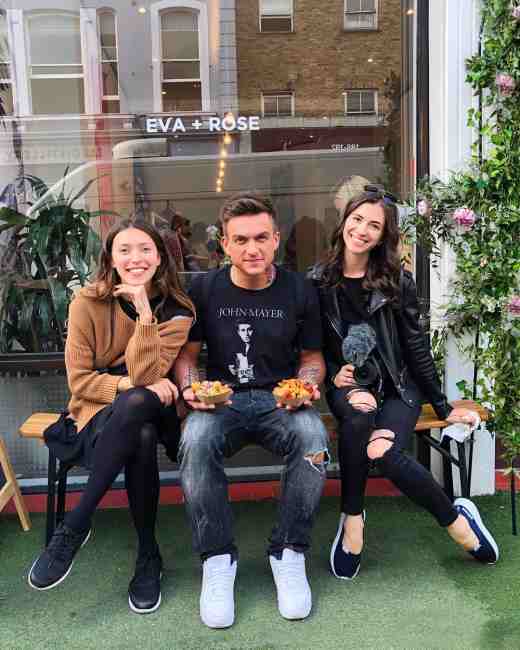 "Его бывшая тоже так думала": Регина Тодоренко показала друга на всю жизнь (фото)