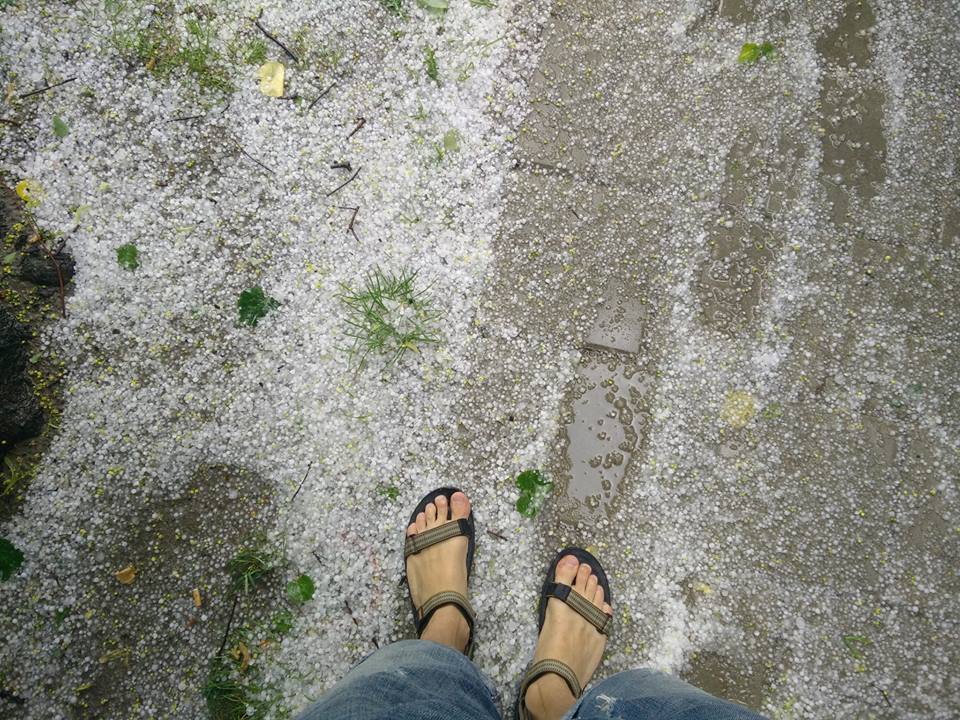 Львів накрила потужна злива з градом (фото, відео)