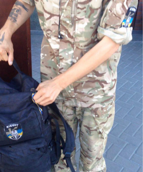 У Києві покарали афериста, який видає себе за "кіборга" (фото)