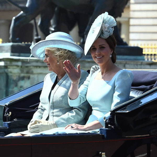 Букингемский дворец отпраздновал 92-й день рождения королевы Елизаветы II (фото)