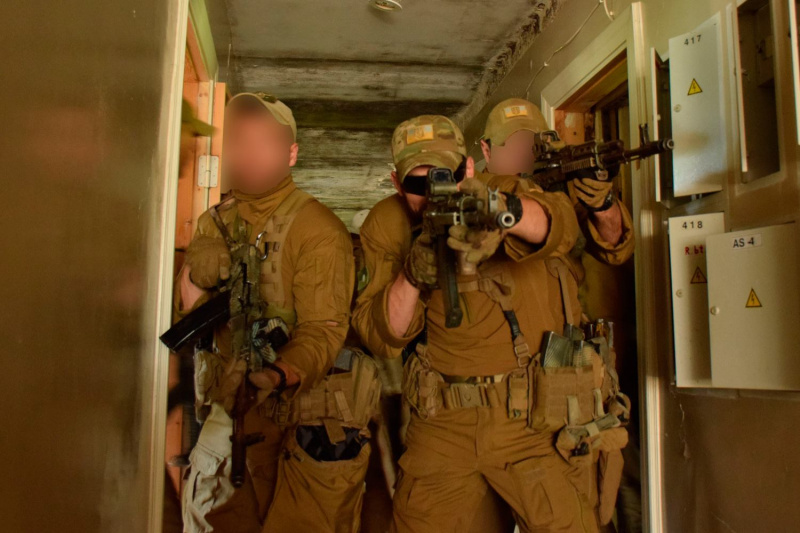 У мережі показали вражаючі навчання українських спецназівців (фото)