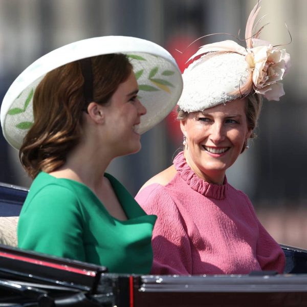 Букингемский дворец отпраздновал 92-й день рождения королевы Елизаветы II (фото)